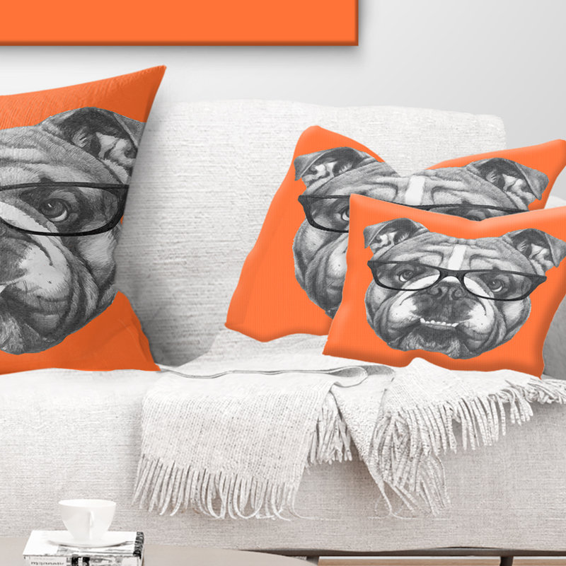 Coussin bouledogue anglais avec verres