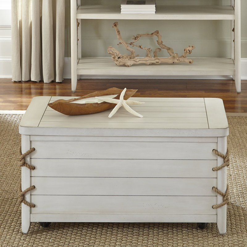 Alvon Wood Storage Trunk, White