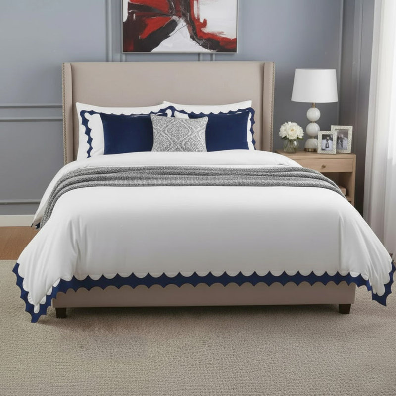 Ensemble de housse de couette en coton brodé à revers festonné, Blanc / Marine
