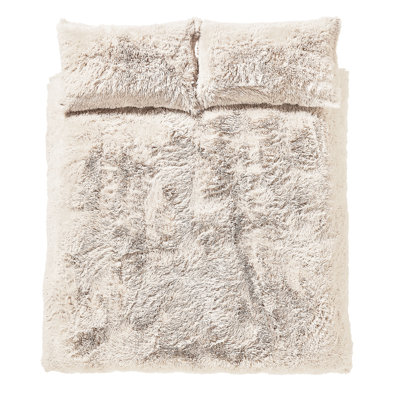 Cuddly Faux Fur Duvet Cover Set with Pillowcases