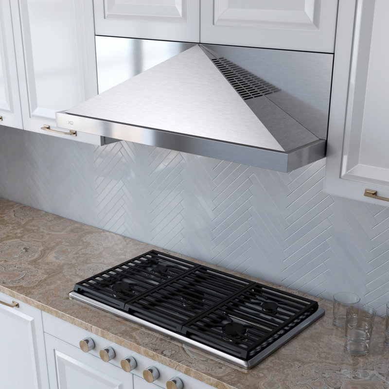 30" Fabriano 600 CFM Ducted Under Cabinet Range Hood in Stainless Steel with Remote Control Included