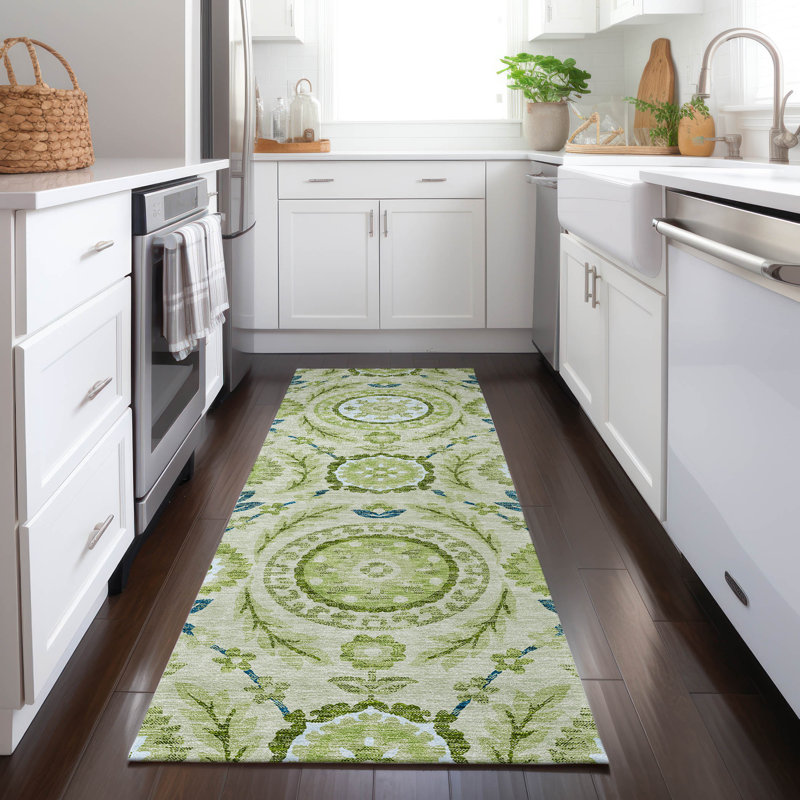 Mahaney Floral Indoor Rug, Runner 2'3" x 7'6"
