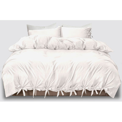 Priyanka Microfiber Solid Colour Duvet Cover Set with Pillowcases Included