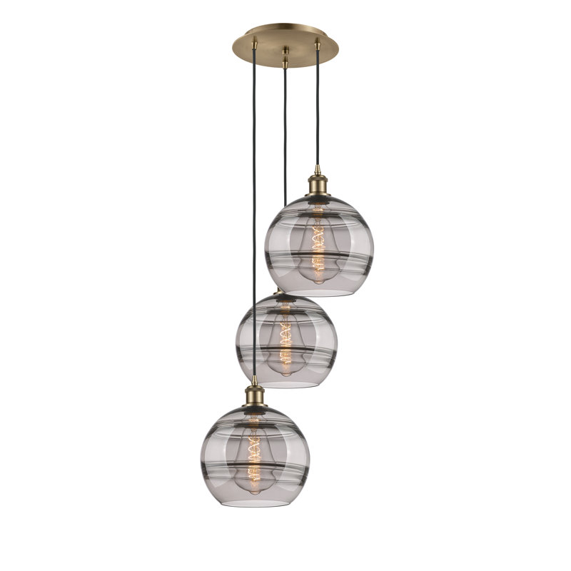Luminaire suspendu en grappe à 3 lumières Chartoff, Gris fumée clair, H 35,63 po x l 16,5 po x P 16,5 po, Laiton antique