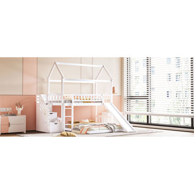 Lit superposé peu encombrant avec glissade - simple au-dessus d'un lit simple, thème blanc élégant et pratique