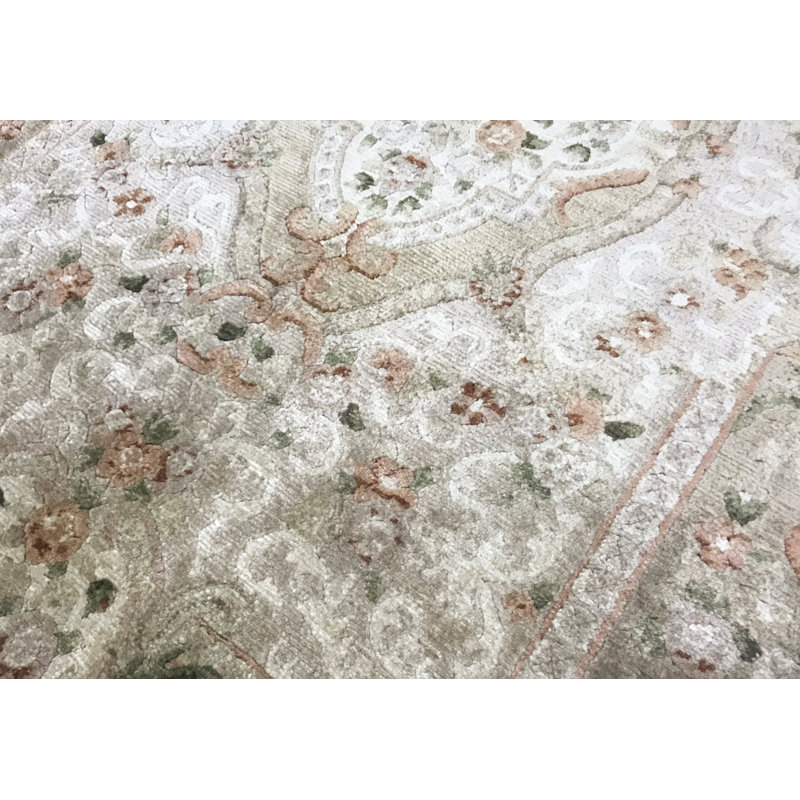 Hand-Knotted High-Quality Beige Area Rug