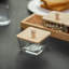 Ensemble de 3 bocaux carrés en verre avec couvercles en bambou et plateau en bois