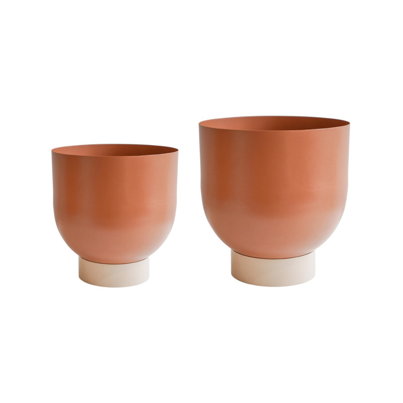 Austin Metal Cachepot, Rubarb