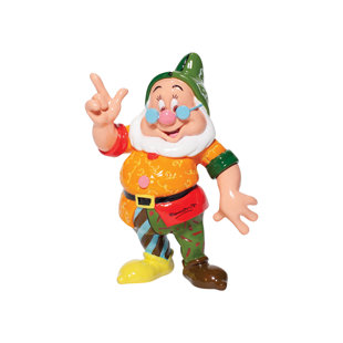 Disney/Pixar Figurines & Sculptures