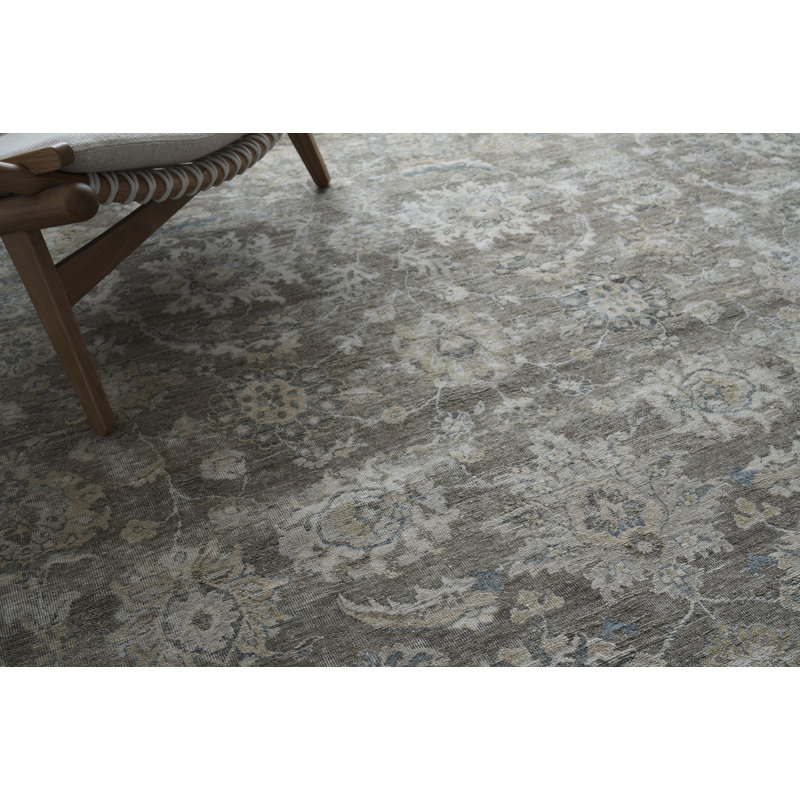 Heirloom Wool Floral Area Rug, Rectangle 6' x 9'