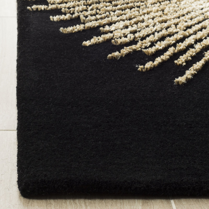 Tapis noir / beige en laine touffetée à la main Olivarria, Rectangle 7 pi 6 po x 9 pi 6 po