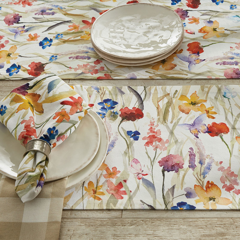 Jenzen Rectangular Floral Table Runner, 36" x 13"