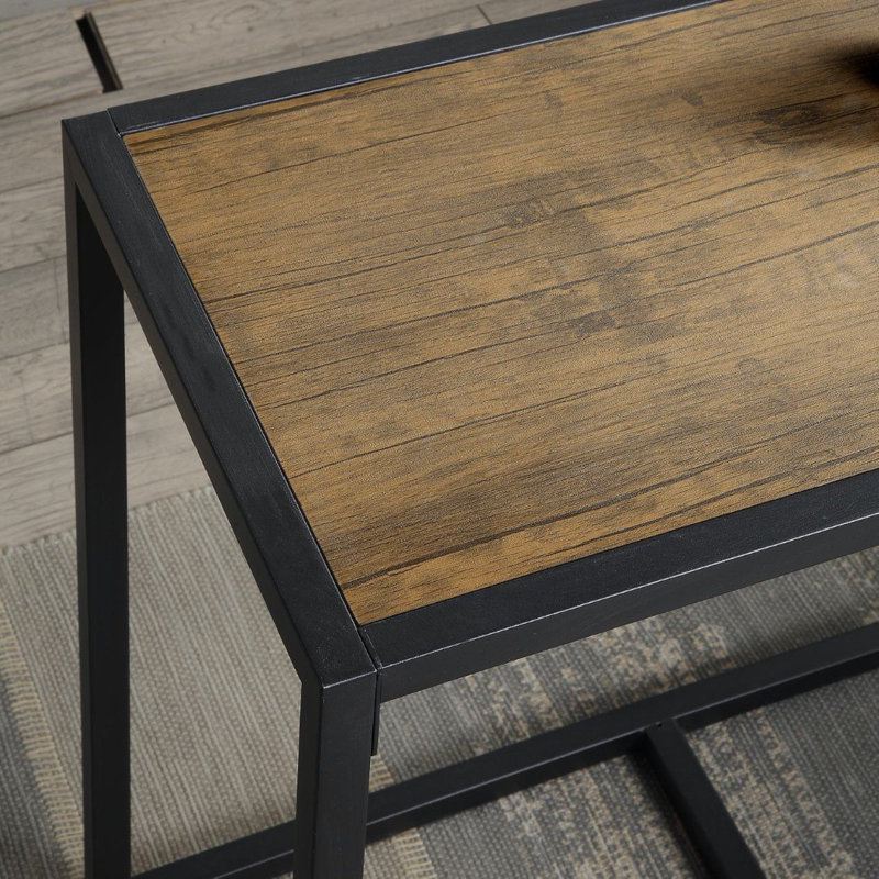 Glennville Dining Set