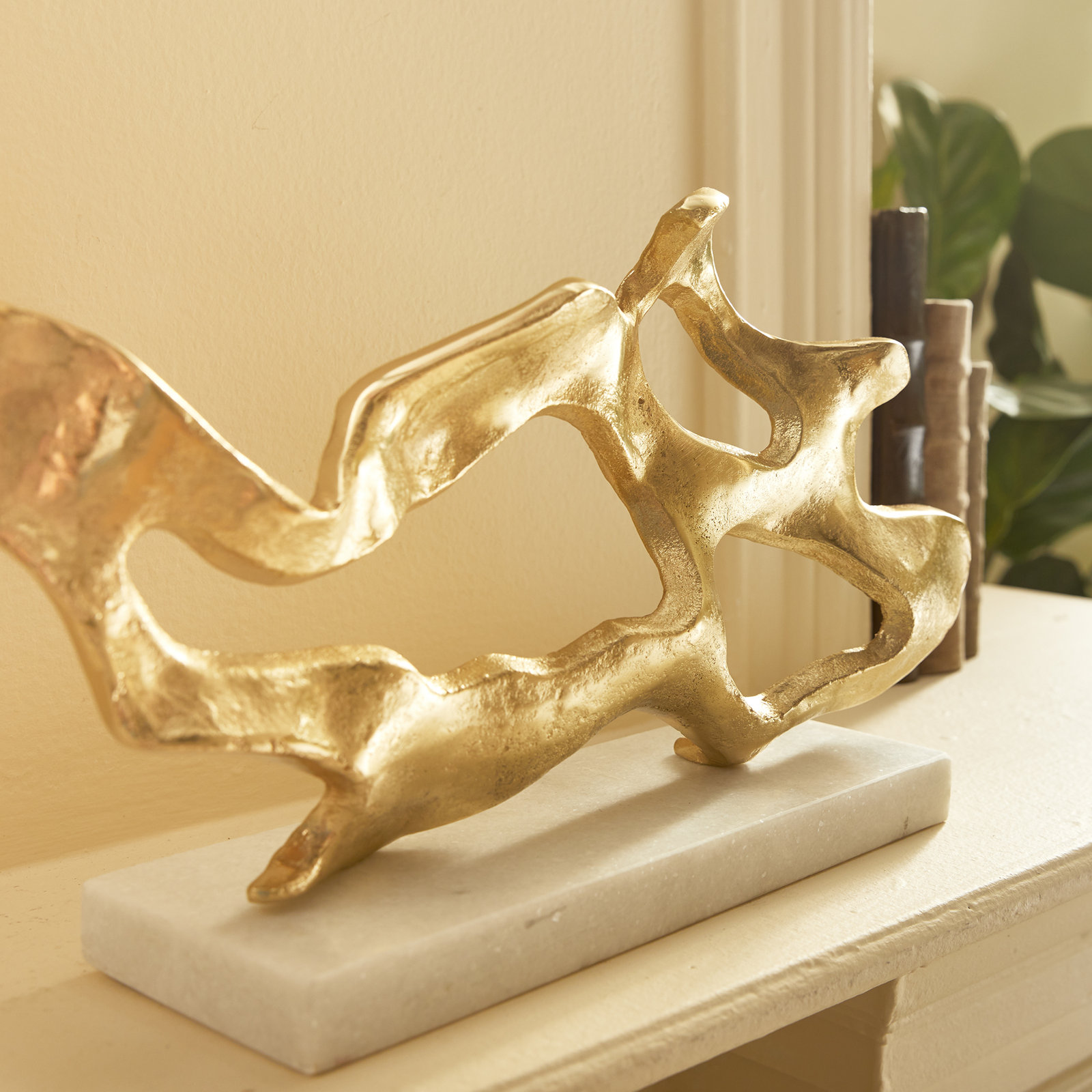 Pepita Sculpture
