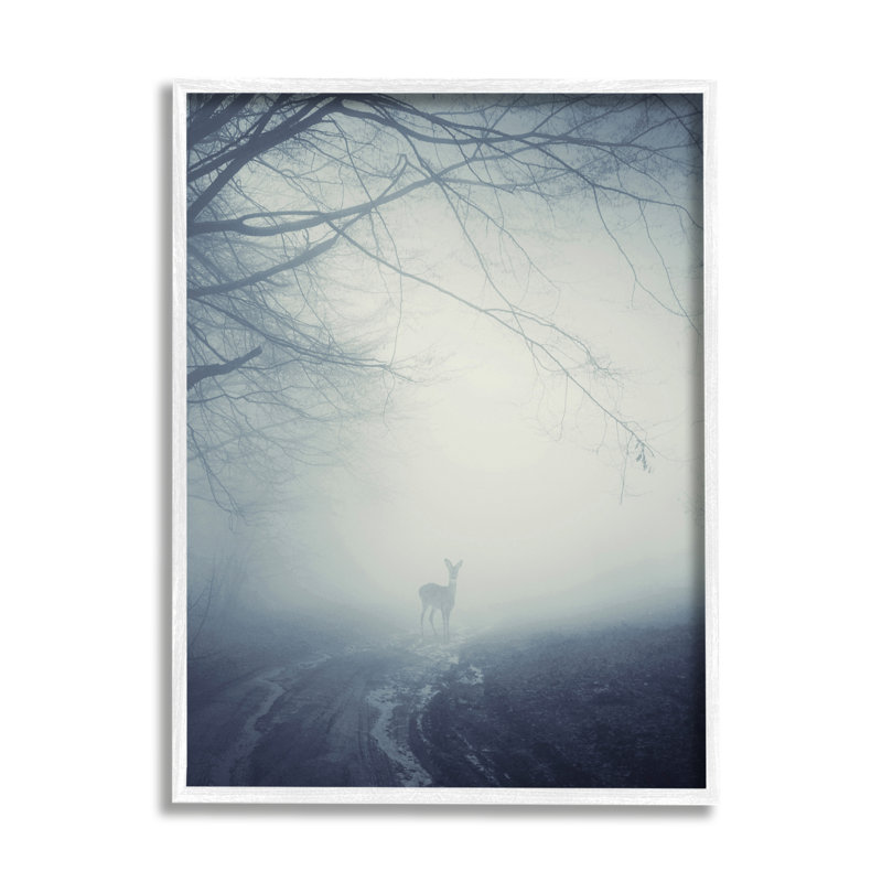 Scène de nuit sereine monochromatique sereine debout par Incado - photographie, H 20 po x l 16 po x P 1,5 po