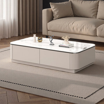 American-style minimalist coffee table