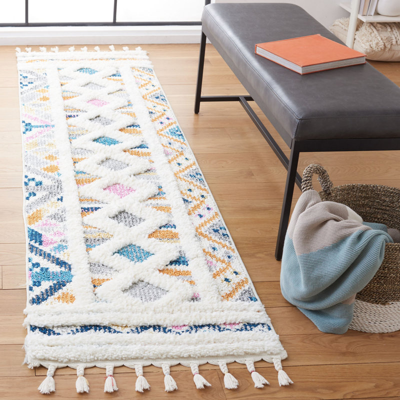 Moroccan Fringe Shag Performance Moroccan Rug, Rectangle 2'3" x 4'