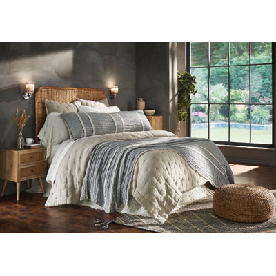 Daline 100% Linen Striped Coverlet - King