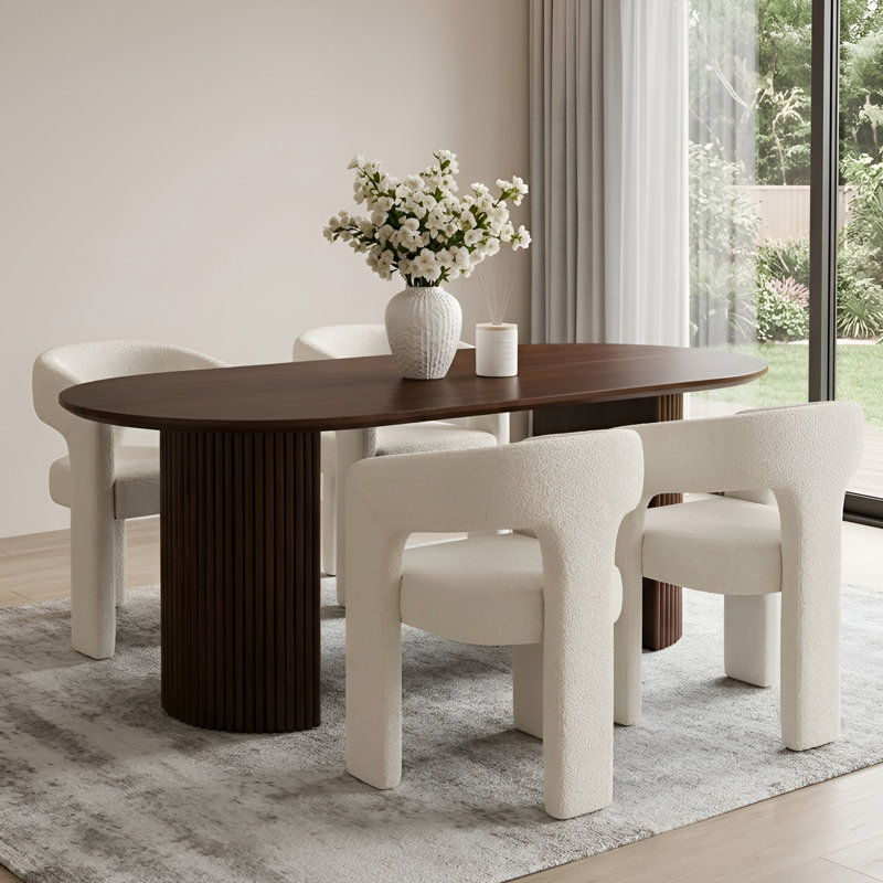 Table de salle à manger, Noyer