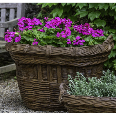 Pot à fleurs en pierre