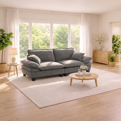 Causeuse modulaire moderne à voiliers avec accoudoirs courbés et amovibles pour petits espaces et appartements