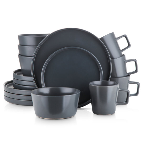 Gibson Home Rockaway 2 Piece Stoneware Nesting Bakeware Set in Grey