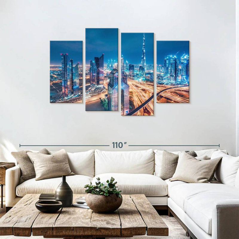 Futuristic dubai skyline Sireci, H 48 po x l 75 po