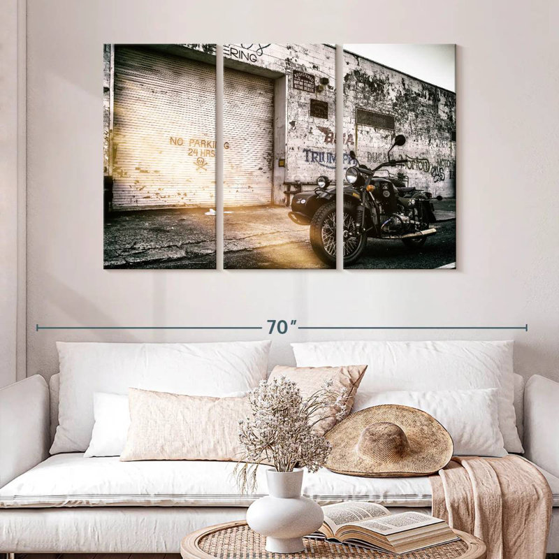 Mehar Brooklyn - Side-Car, 32" H x 50" W