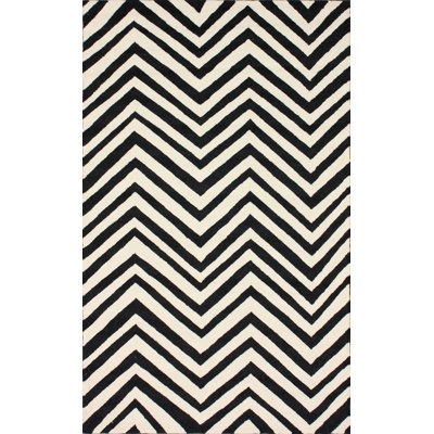 Graehme Chevron Indoor Rug