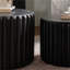 Ensemble de tables basses avec conception compacte emboîtable en plateau en bois aggloméré noir de jais pour les salons confortables