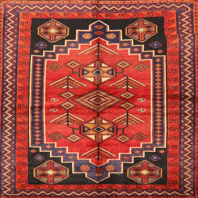 Tapis rouge à motif sud-ouest