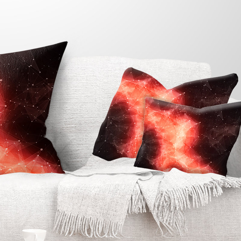 Nébuleuse rouge dans le cosmos - coussin imprimé abstrait, Coussin lombaire, 12 po x 20 po