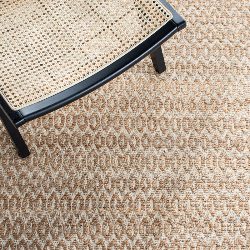 Cinderford Natural Fiber Handwoven Hemp Geometric Rug, Runner 2'6" x 8'
