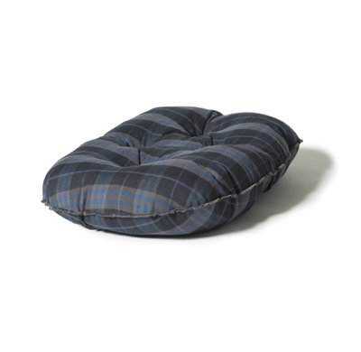 Lumberjack Oval Plaid Pet Bed