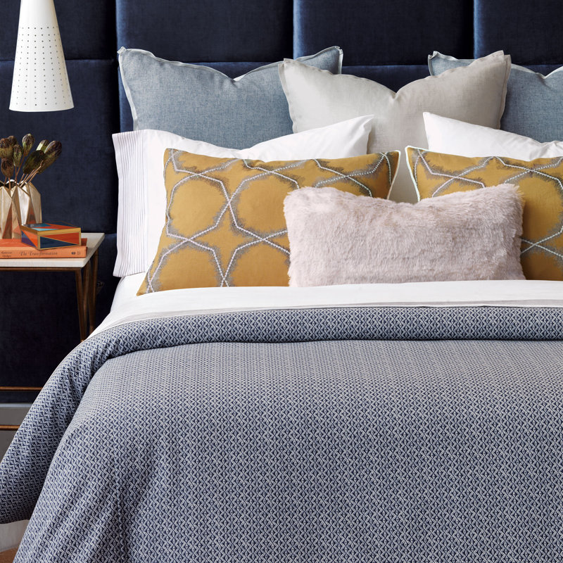 Nico Lumbar Pillow Cover & Insert