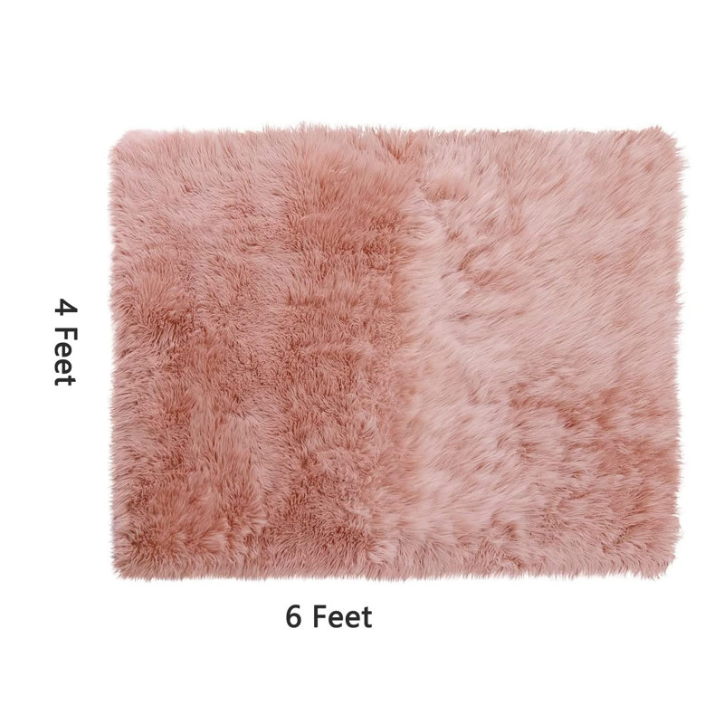 Tapis rectangulaire en similicuir Kyianna, Rectangle 4 pi x 6 pi