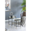 Ensemble de 2 tables d'appoint en fer doré et noir avec plateau en verre, L: P18 x 23,5 po: P 16 x 20 po
