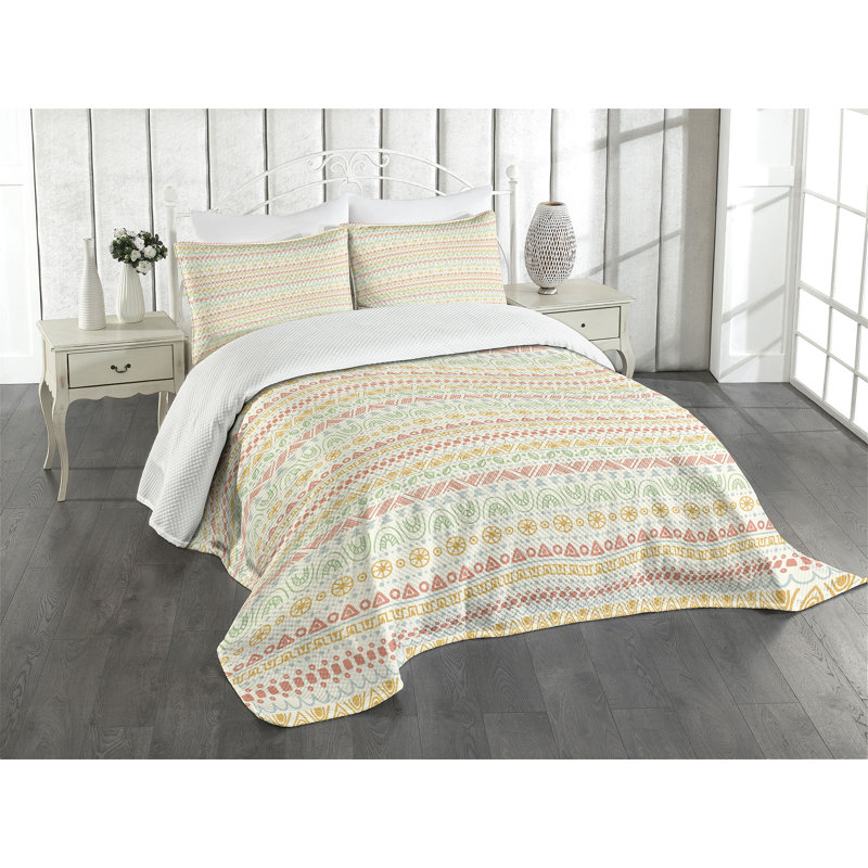 White Quilted Queen Bedspread Set with Pillow Shams