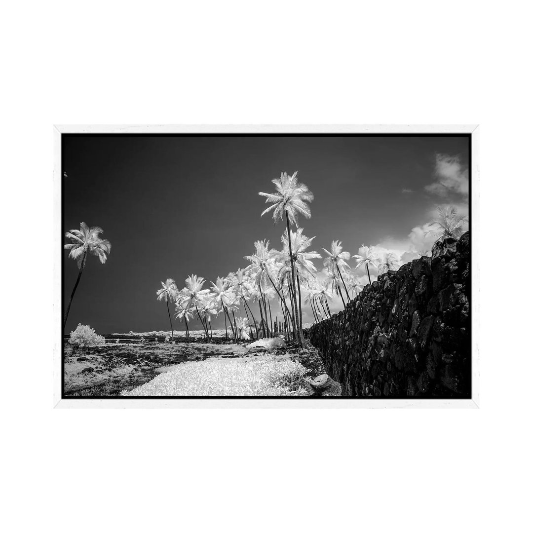 Pu'uhonua O Honaunau, The Big Island, Hawaii, Usa von Peter Hawkins - Gallery-Wrapped Canvas Giclée