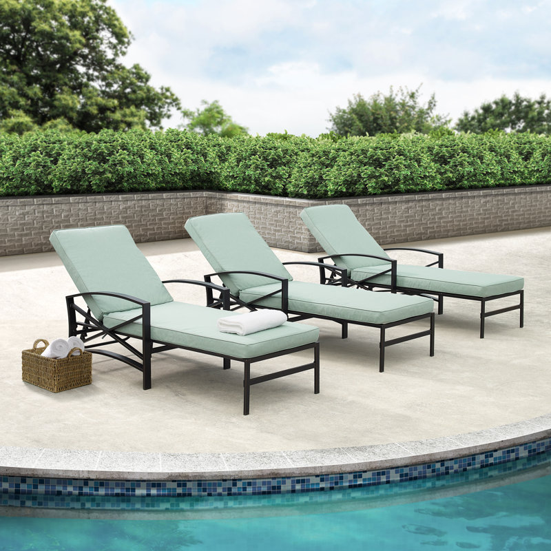 Chaise longue simple inclinable avec coussin Tarpley, Brume, Bronze