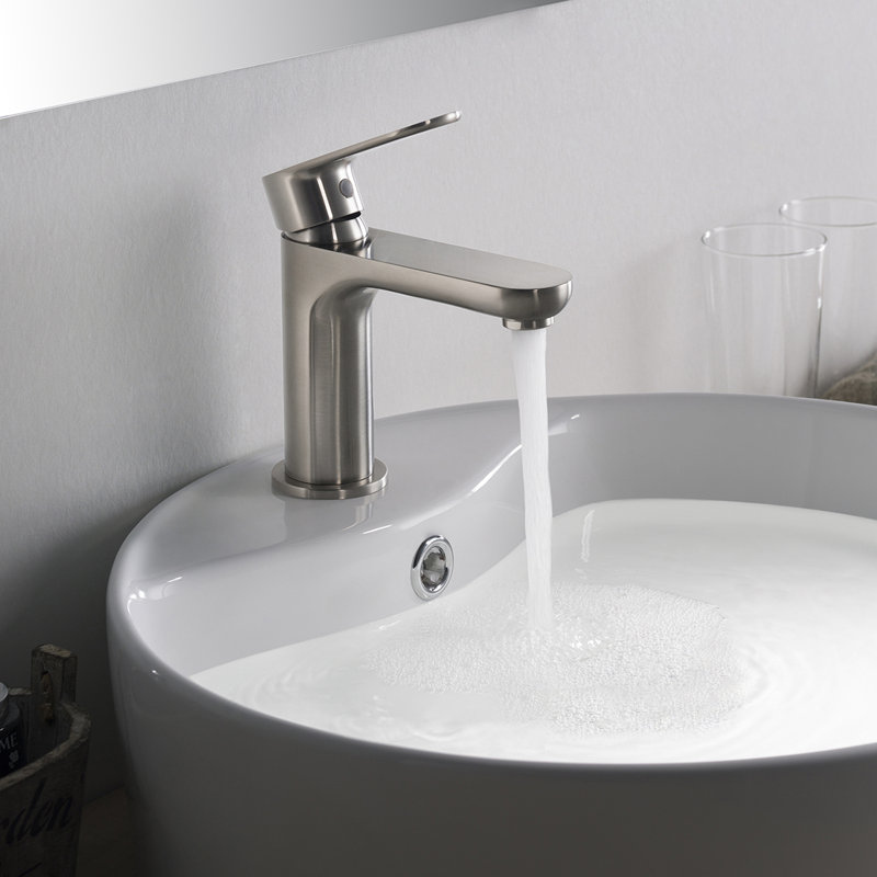 Robinet de salle de bain à un trou en nickel brossé Blossom, Nickel brossé