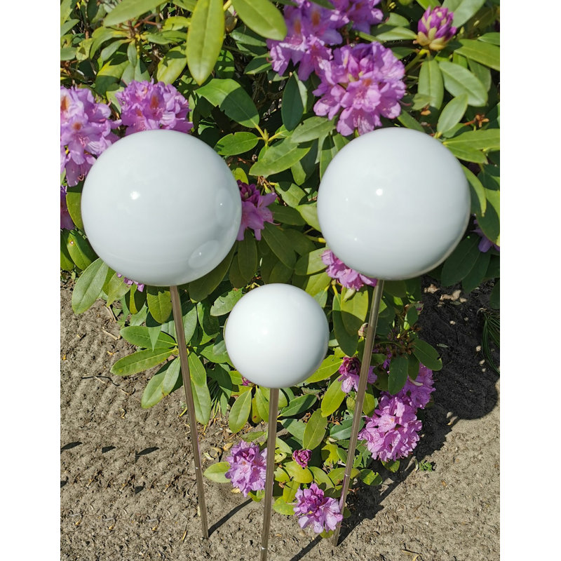 Charri Stainless Steel Gazing Ball, 15cm H x 30cm W x 25cm D, White