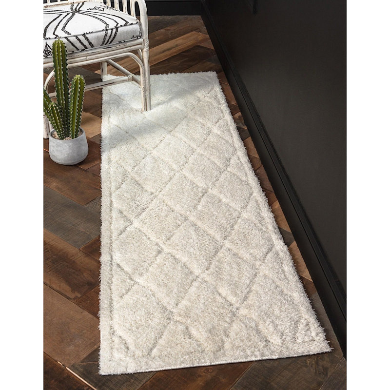Lattice Shag Bone Area Rug, Runner 2' x 6'7"