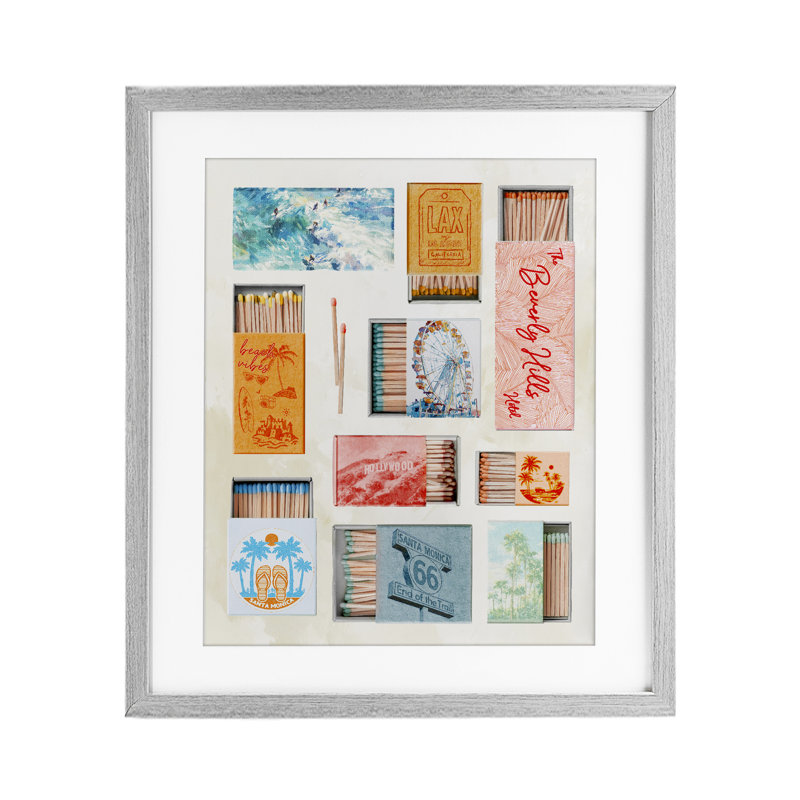 California Beach Matchboxes, reproduction encadrée sous verre, conception de Ziwei Li, H 16 po x l 13 po, Cadre de ferme gris
