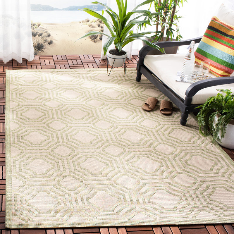 Arneshia Geometric Green/Beige Area Indoor/Outdoor Area Rug, Rectangle 4' x 5'7"