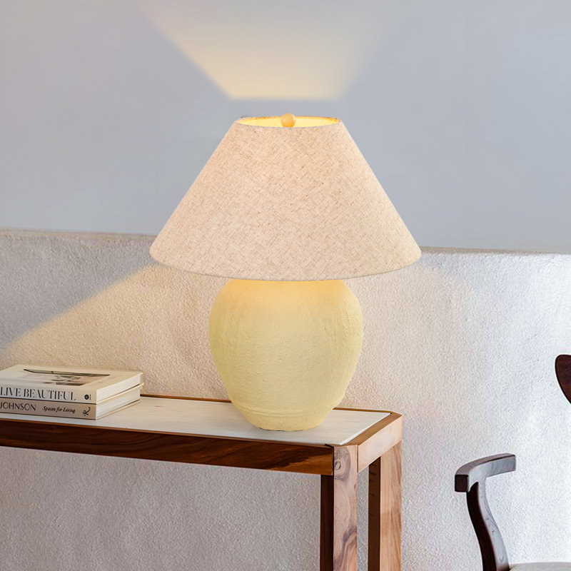 Lampe de table en céramique Kula , H 21,65 po x l 17,99 po x P 17,99 po, Blanc, crème
