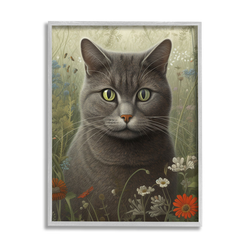 Chat gris dans un champ de fleurs par LSR Design Studio, H 30 po x l 24 po x P 1,5 po, Giclée encadrée blanc bord de mer