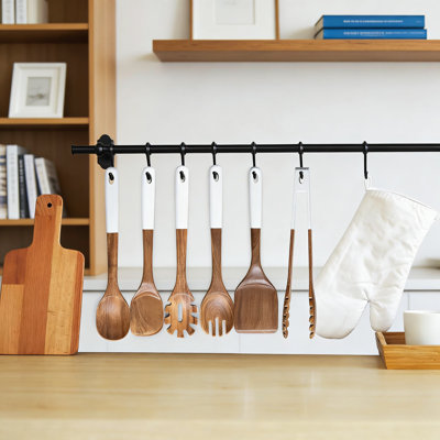 Ensemble d'ustensiles de cuisine en bois d'acacia, outils de cuisine en bois naturel 6 pièces avec trous de suspension, pinces à cuillère anti-égratignures pour batterie de cuisine antiadhésive, poignées ergonomiques lisses