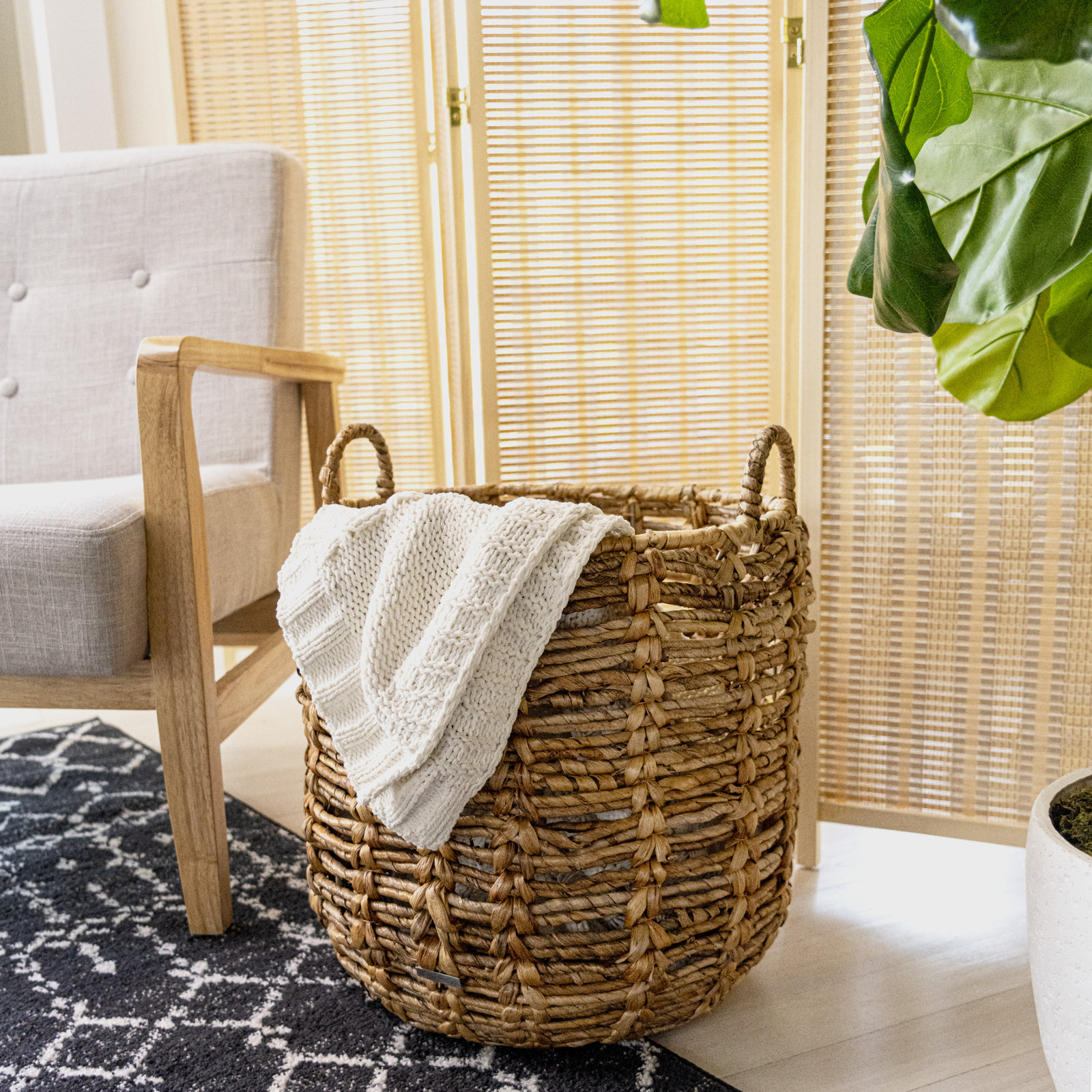 Kei Handmade Wicker Basket With Handles 1, Natural