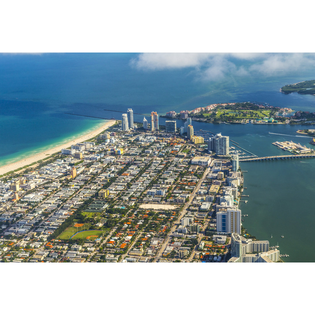 Miami Beach und Stadt von Meinzahn - Leinwanddrucke auf Leinwand